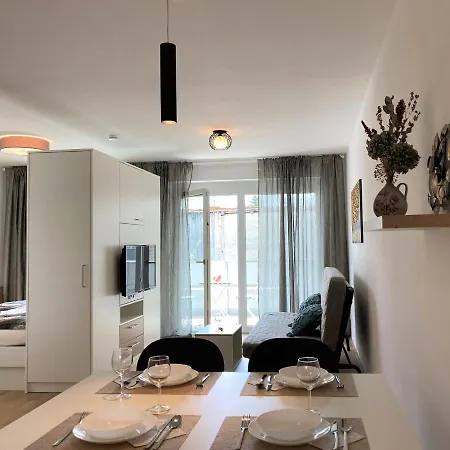 Reload By Bestchoice - Parking - Self Check-in 格拉茨