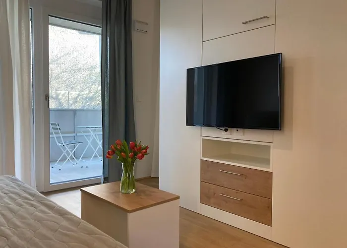 Апартаменти Reload By Bestchoice - Parking - Self Check-in