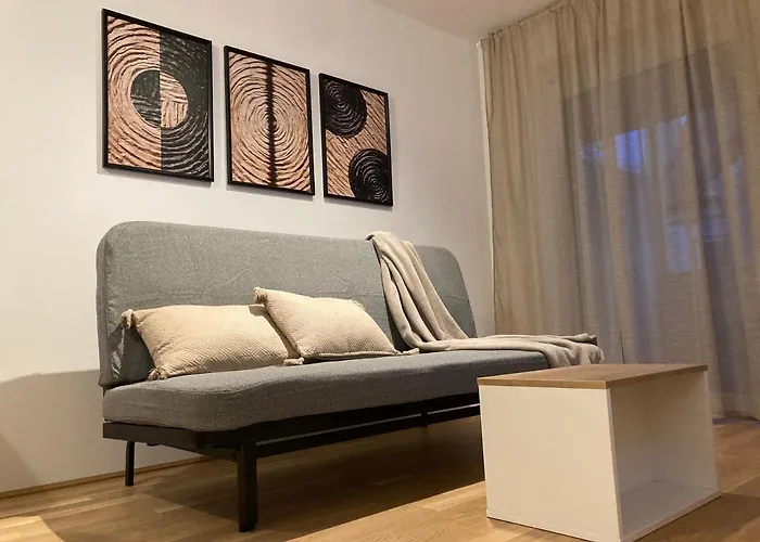 Апартаменти Reload By Bestchoice - Parking - Self Check-in Грац