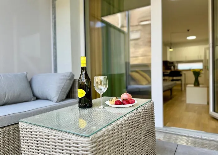 Reload By Bestchoice - Parking - Self Check-in Грац